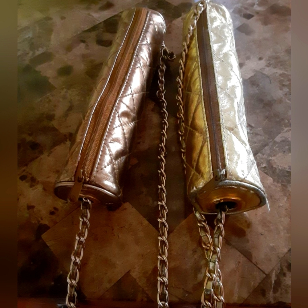 Vintage umbrella with quilt handbag case.